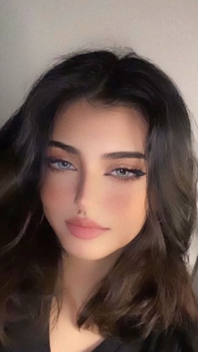 الملف الشخصي لليان من عمّان
